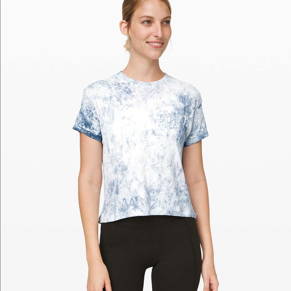 NWOT Lululemon tie dye top